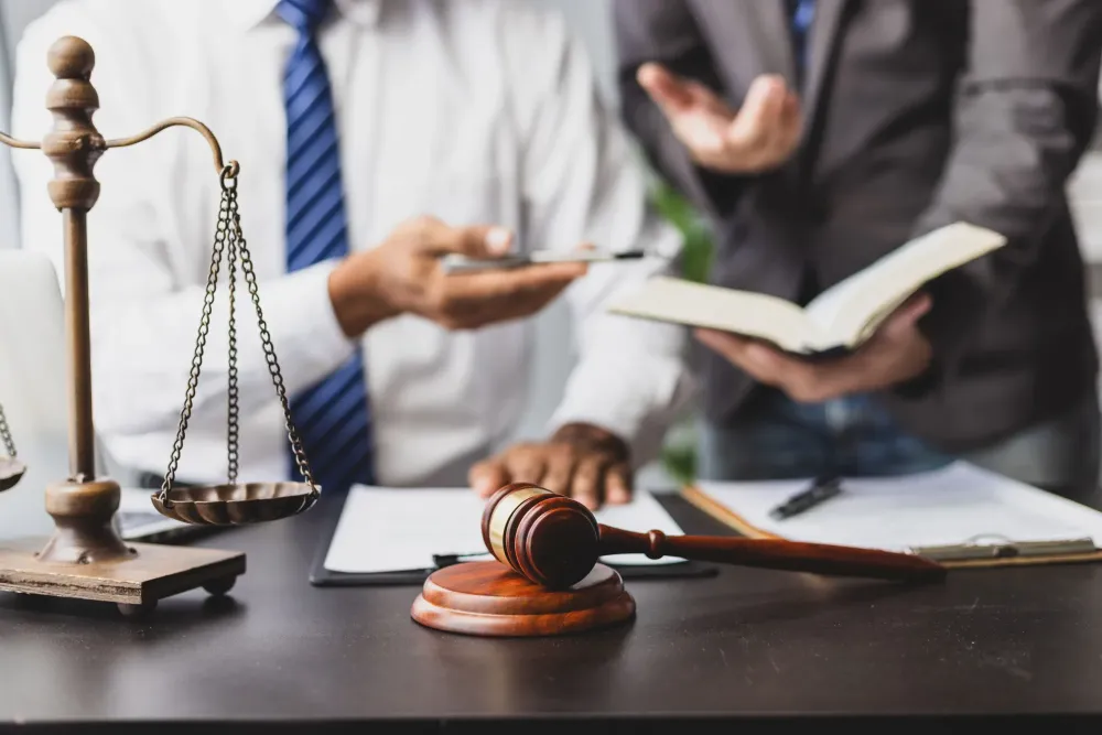 Avocat harcèlement au travail à Toulon